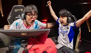 WBG翻盘GEN,Perkz打出惊人五杀强强对话八强赛,留下经典瞬间 WBG翻盘GEN,Perkz打出惊人五杀强强对话八强赛,留下经典瞬间